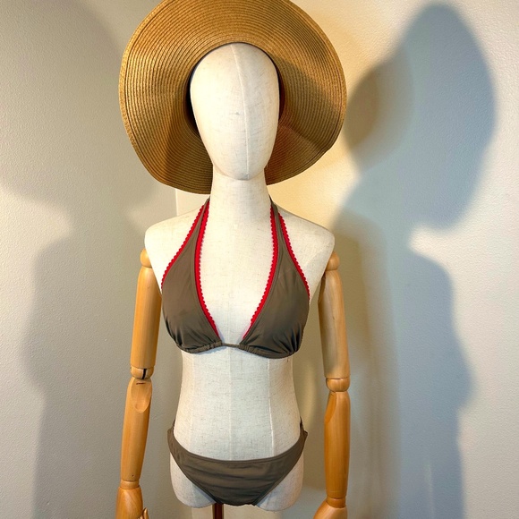 Triangle bikini top and bottom   Pre Owned - Picture 1 of 5